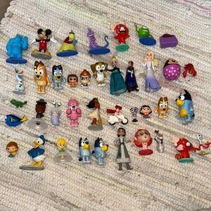 Disney Colorful Character Playset